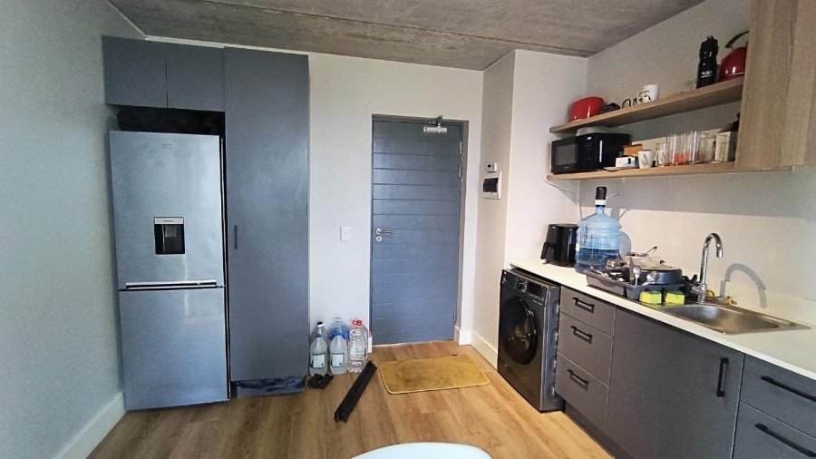 2 Bedroom Property for Sale in Pinelands Western Cape